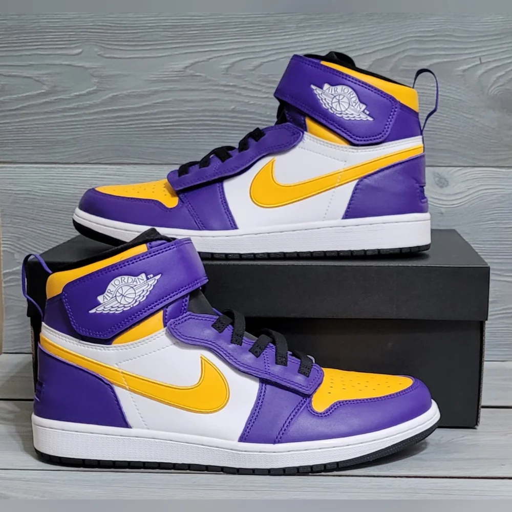 Jordan 1 High FlyEase - Size M 10.5 - Dark Concord/White/Black/Taxi π π π π - Picture 5 of 14